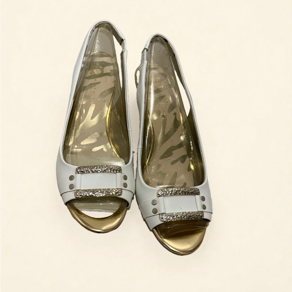 Elegant Anne Klein White and Gold Open Toe Slingback Heels New